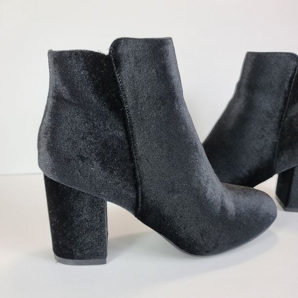 BAMBOO Shoes - BAMBOO ankle boots black Suede sexy shoes cocktail evening LBD Womens size 8